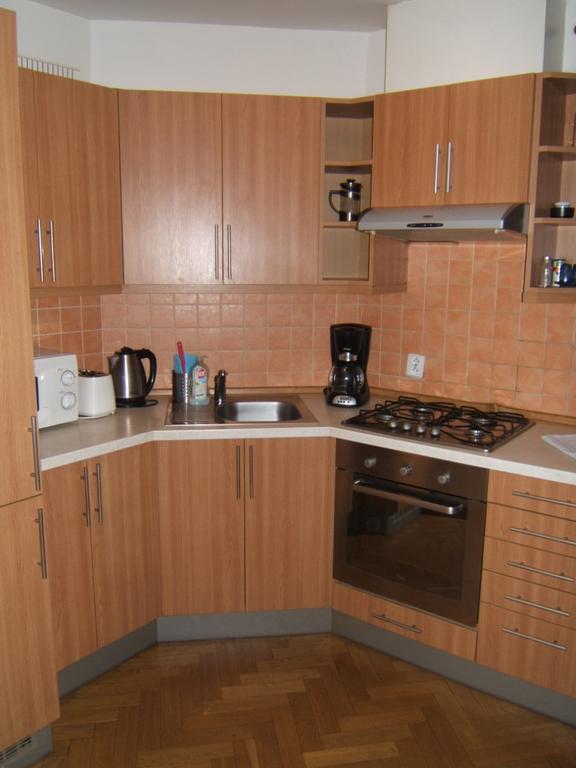 Apartment Florenc Прага Екстериор снимка